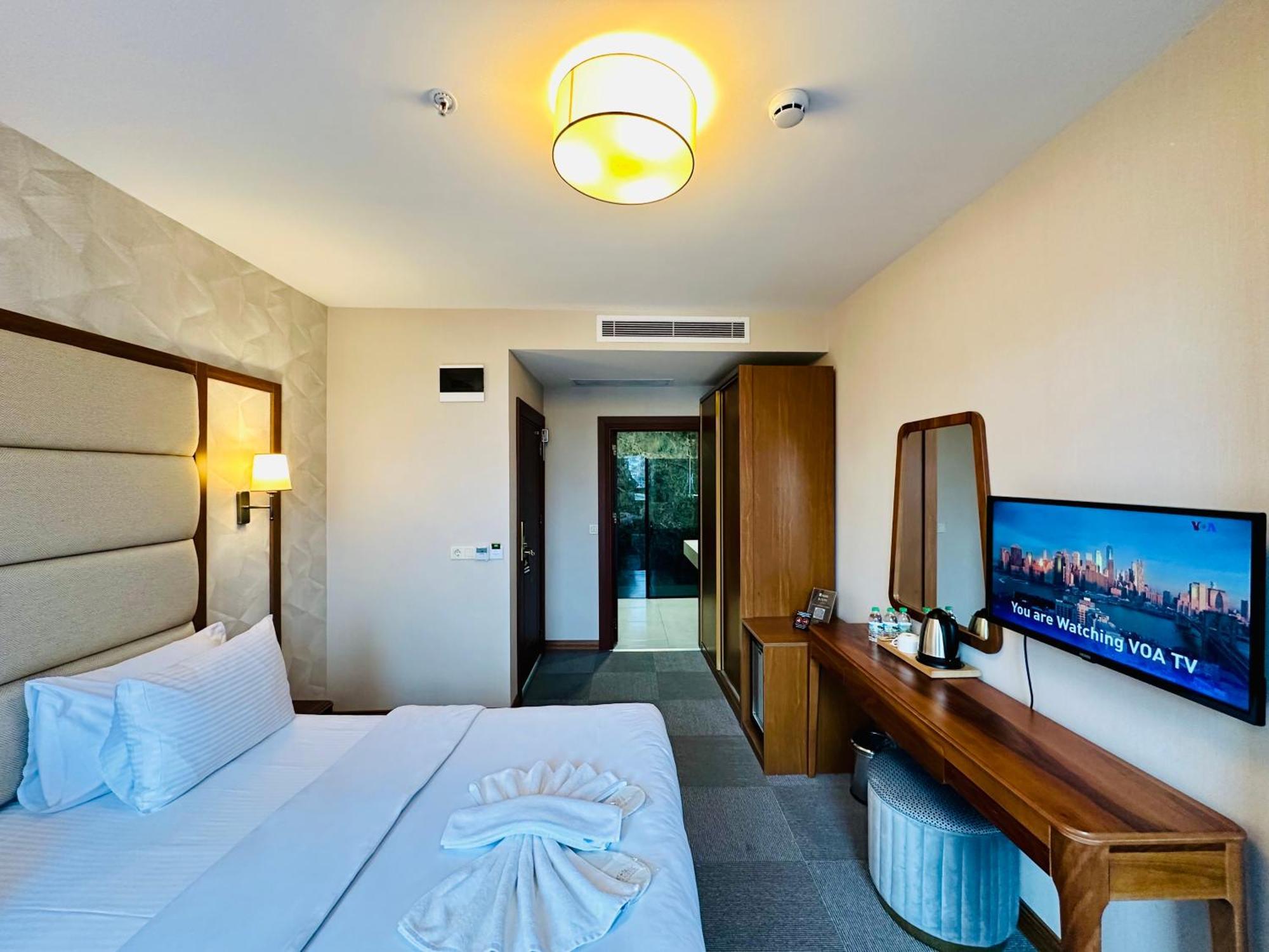 Istanbul Midpoint Hotel מראה חיצוני תמונה