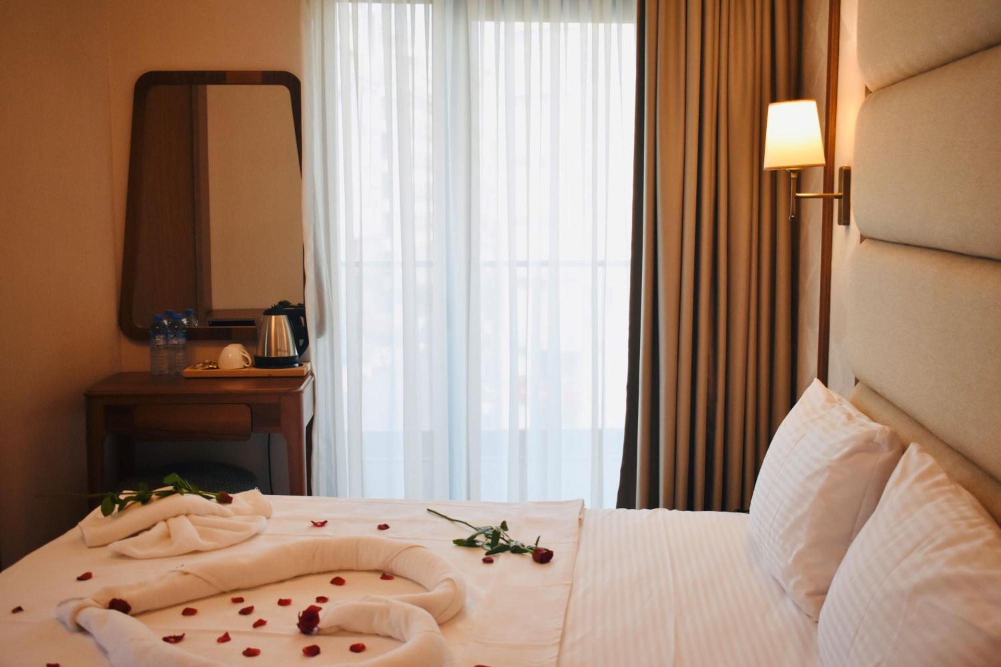 Istanbul Midpoint Hotel מראה חיצוני תמונה