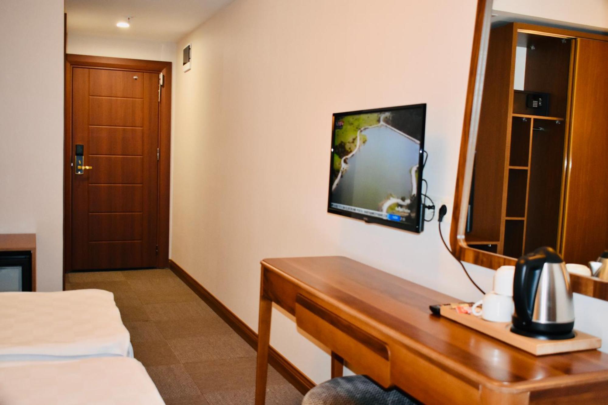 Istanbul Midpoint Hotel מראה חיצוני תמונה